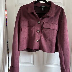 Forever 21 Cropped Button-Front Jean Jacket in Wine